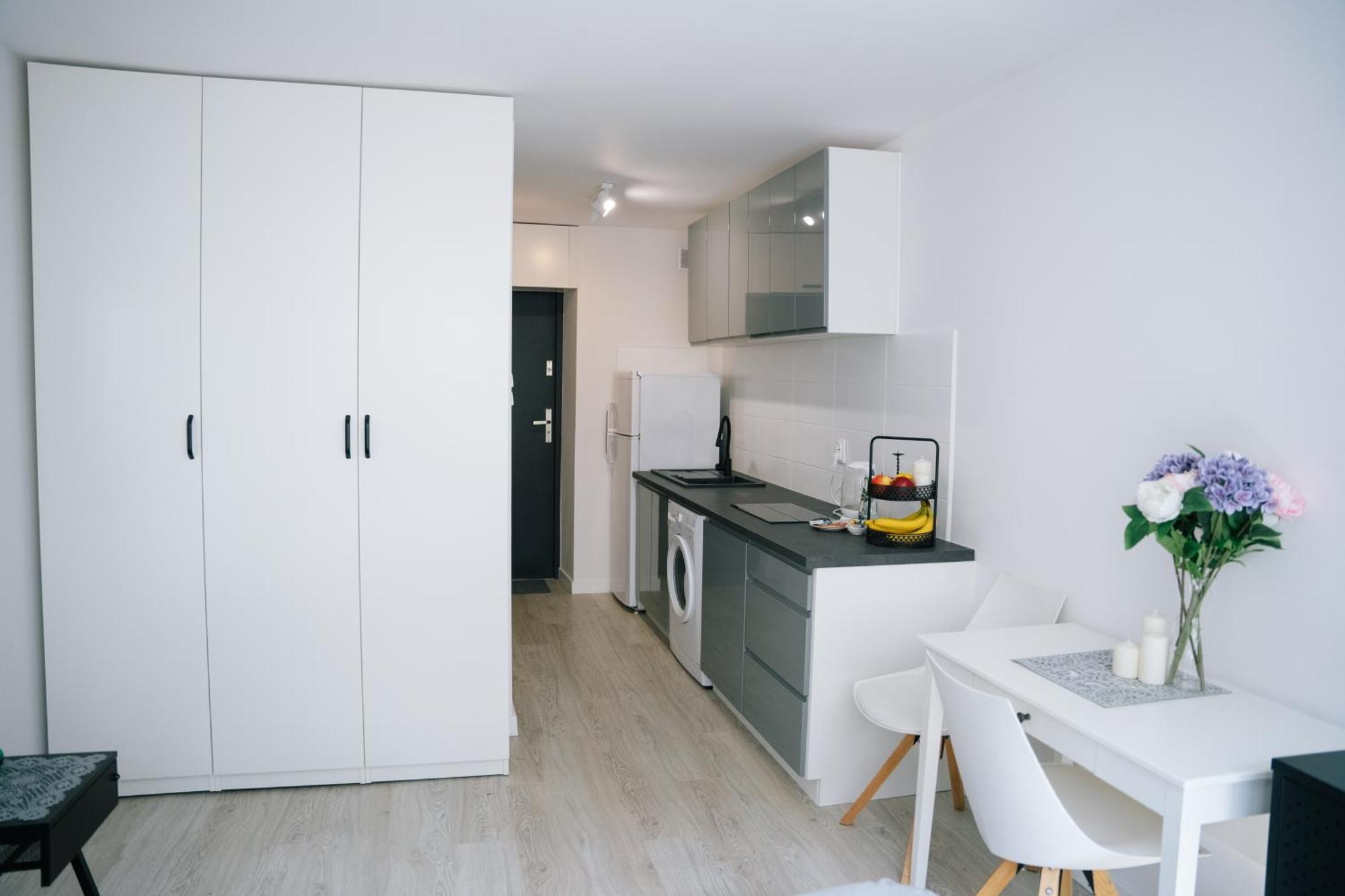Warsaw Downtown Studio - Top Location, Metro Nearby - By Rentujemy Экстерьер фото